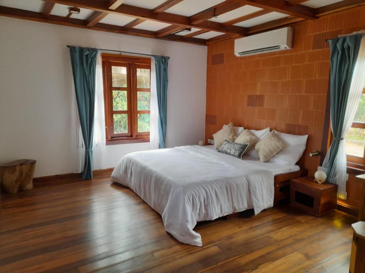 Little Chembaka Guest House Kumarakom Exterior photo